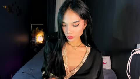 Hi i am Jane half vietnamese and half pinay and would like to meet good person here XOXO online show from June 2026 03:11:02 PM