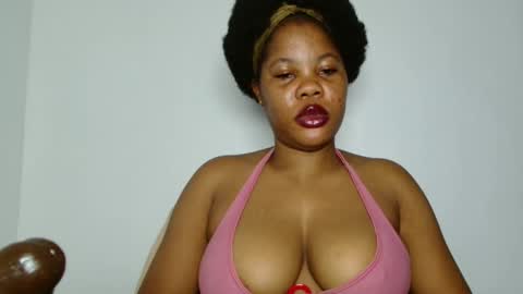 hotty_lora889 online show from April 2026 09:19:02 AM