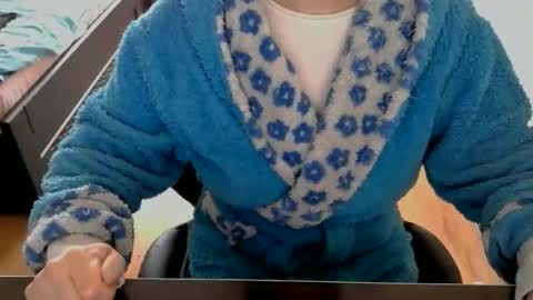 Mary online show from April 2026 09:12:01 AM