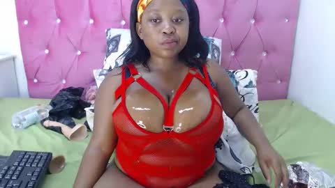 Snapshot of hottyboobsxxx chatting on February 2025 11:46:01 AM hottyboobsxxx online show from February 2025 11:46:01 AM