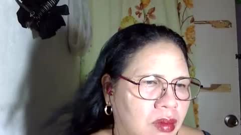 hottycrissy4u online show from May 2026 03:06:02 PM