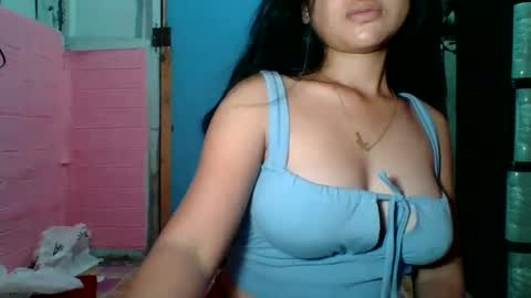 hotwild4u04 online show from December 2024 10:41:02 PM