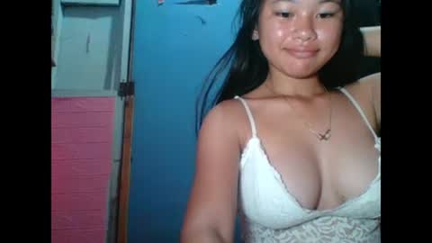 hotwild4u04 online show from December 2024 09:51:01 PM