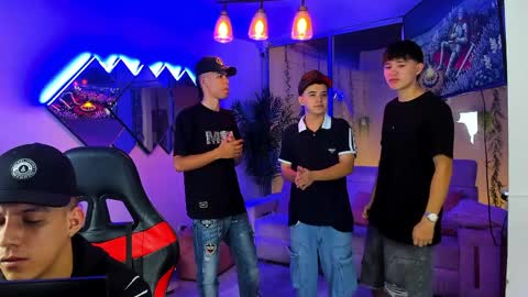 Snapshot of houseofwarrios chatting on April 2026 05:27:02 AM we are Harry Jersi pablo and our mod talco online show from April 2026 05:27:02 AM