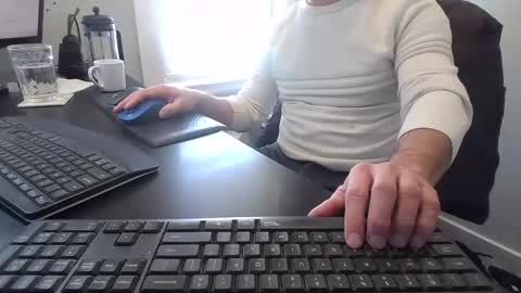 hoverday online show from February 2026 05:39:01 PM