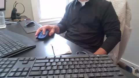 Snapshot of hoverday chatting on March 2026 06:36:01 PM hoverday online show from March 2026 06:36:01 PM