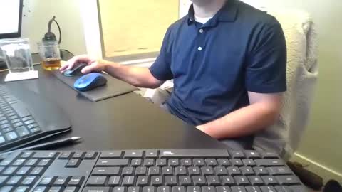 Snapshot of hoverday chatting on March 2026 02:07:02 AM hoverday online show from March 2026 02:07:02 AM