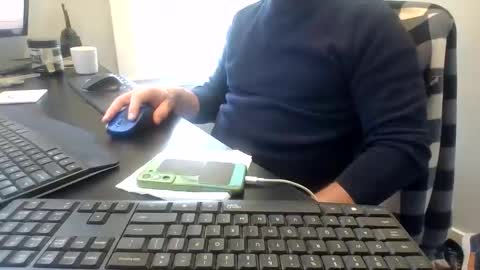 Snapshot of hoverday chatting on March 2026 03:26:01 PM hoverday online show from March 2026 03:26:01 PM