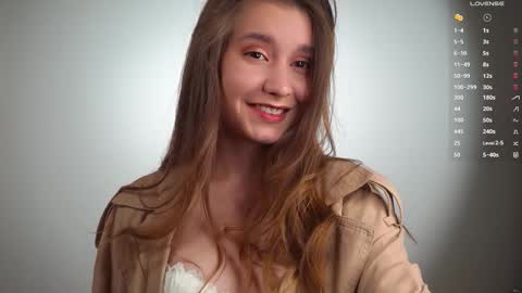 Snapshot of howdyholy chatting on September 2025 12:32:02 PM Maya online show from September 2025 12:32:02 PM