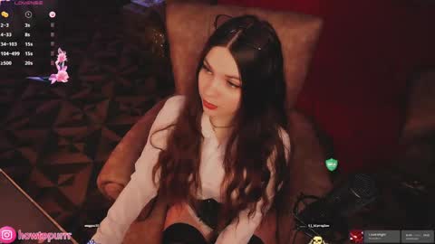 Mia online show from April 2026 05:30:01 PM