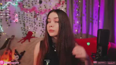 Mia online show from May 2026 05:41:01 PM