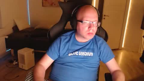Snapshot of hoyboydkk chatting on September 2025 09:40:02 PM Christian online show from September 2025 09:40:02 PM