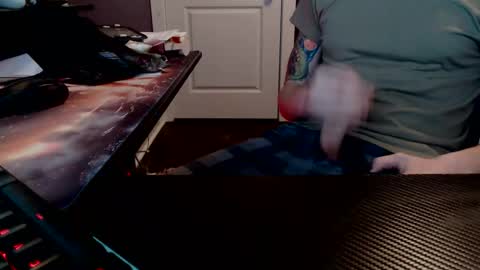 hrnysoldier92 online show from February 2026 08:43:01 AM