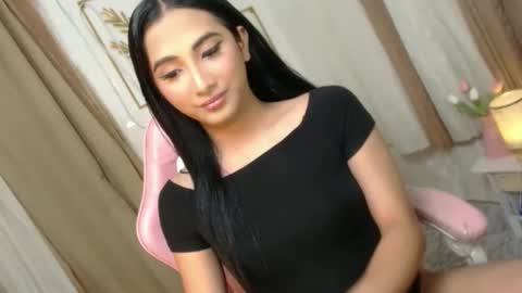 Snapshot of hugeasiancockandrea chatting on September 2025 06:02:02 PM drea online show from September 2025 06:02:02 PM