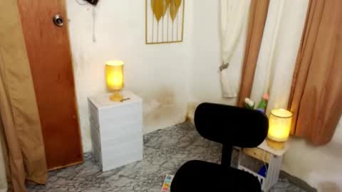 Snapshot of hugeasiancockandrea chatting on October 2025 07:26:02 PM drea online show from October 2025 07:26:02 PM