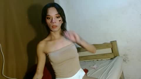 Cara online show from November 2025 10:50:02 AM