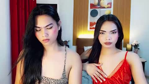 nathalie online show from October 2025 04:07:01 PM