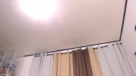 Snapshot of hugecockvictoriax chatting on June 2026 04:48:02 AM AMANDA online show from June 2026 04:48:02 AM