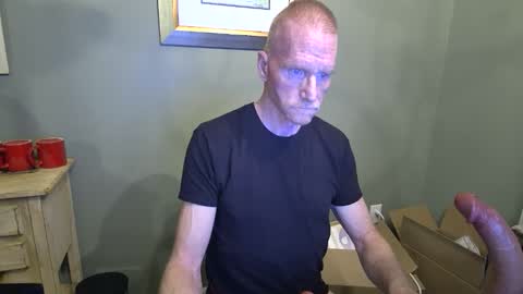 Snapshot of hugentuscaloosa chatting on February 2026 01:02:02 AM CAROLINA TIM online show from February 2026 01:02:02 AM