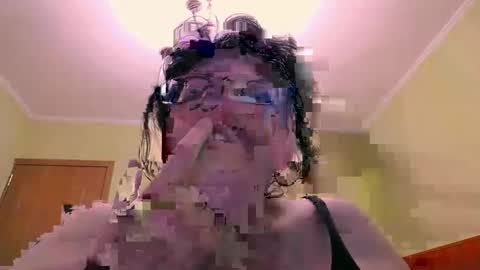 Snapshot of hugetitsxxx chatting on December 2024 07:04:02 PM HugeTitsXXX online show from December 2024 07:04:02 PM