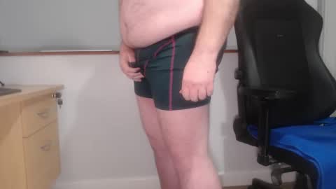 Huggie Bear online show from March 2025 05:33:01 PM