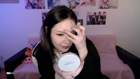 Snapshot of hugomin chatting on December 2024 04:22:02 AM HugoMin online show from December 2024 04:22:02 AM