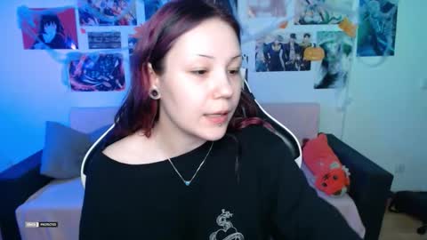 Snapshot of hugomin chatting on November 2025 08:18:01 PM HugoMin online show from November 2025 08:18:01 PM