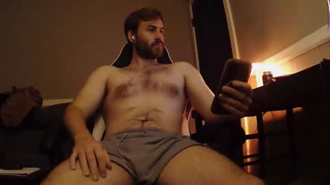 hungbro_420 online show from December 2025 12:26:02 AM