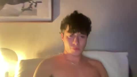 Snapshot of hungc0llegejock chatting on October 2025 01:47:01 AM hungc0llegejock online show from October 2025 01:47:01 AM