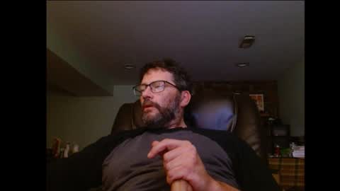 Snapshot of hunglonelyguy chatting on November 2025 12:56:01 AM LonelyGuy online show from November 2025 12:56:01 AM