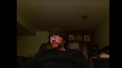 Snapshot of hunglonelyguy chatting on January 2026 04:16:01 AM LonelyGuy online show from January 2026 04:16:01 AM