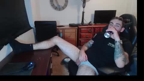 hungmtnman2256 online show from March 2026 05:02:02 AM