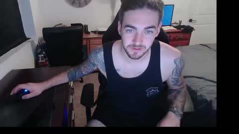 hungmtnman2256 online show from March 2026 07:34:02 AM