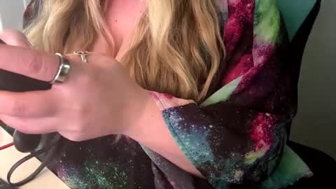 Hungry Horny Hippo online show from April 2026 11:37:02 PM