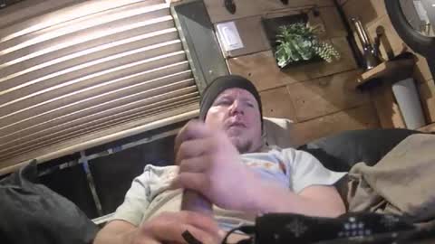 Snapshot of hungsingledad79 chatting on December 2024 07:47:02 AM HuingsingleDad79 online show from December 2024 07:47:02 AM