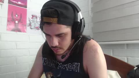 Snapshot of hungweeb chatting on February 2025 05:58:02 AM Rod online show from February 2025 05:58:02 AM