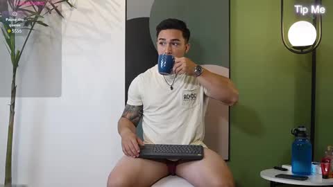 hunk_ryan online show from February 2025 11:42:02 AM