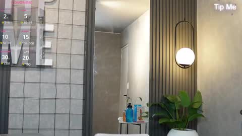 hunk_ryan online show from February 2025 03:26:02 PM