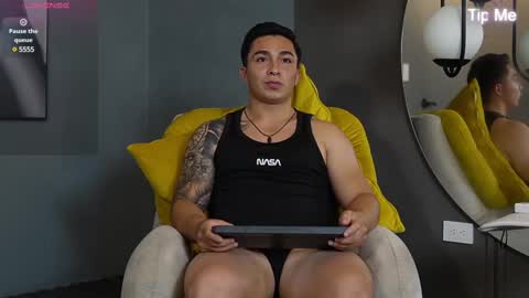 hunk_ryan online show from March 2025 09:54:02 PM