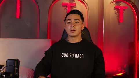 hunk_ryan online show from October 2025 12:24:02 PM