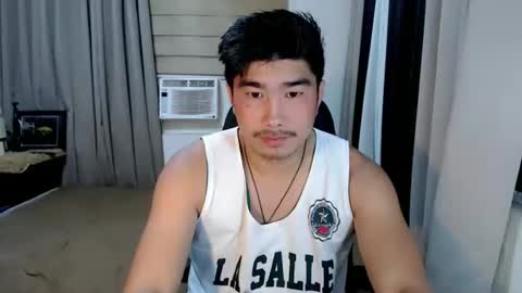 Snapshot of hunkfireman chatting on March 2026 05:06:02 PM ADAM online show from March 2026 05:06:02 PM