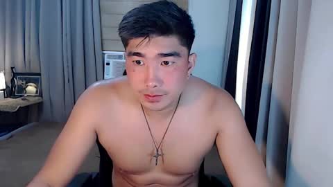 Snapshot of hunkfireman chatting on March 2026 01:32:02 AM ADAM online show from March 2026 01:32:02 AM