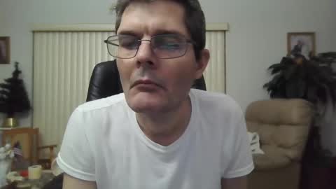 hunkmasclefad458 online show from December 2024 02:52:02 AM
