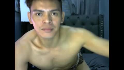 Snapshot of hunkpinoy16 chatting on September 2025 06:43:02 PM Thehunkpinoy online show from September 2025 06:43:02 PM