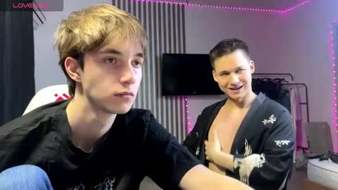 hunks_bromance online show from March 2026 04:33:01 PM