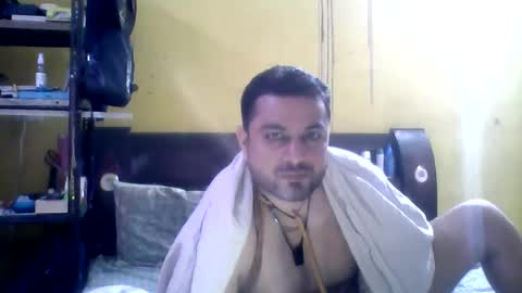 hunkster102 online show from April 2026 06:14:02 PM