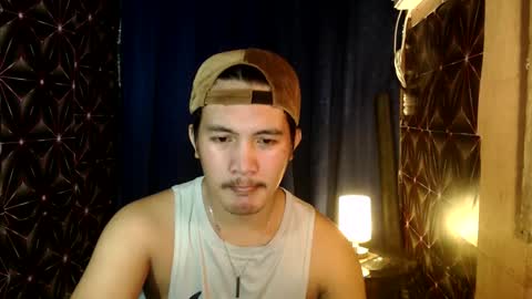 Snapshot of hunkylloyd chatting on December 2024 09:35:02 AM hunkylloyd online show from December 2024 09:35:02 AM