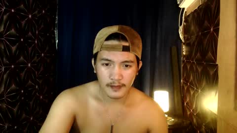 Snapshot of hunkylloyd chatting on December 2024 01:14:01 PM hunkylloyd online show from December 2024 01:14:01 PM