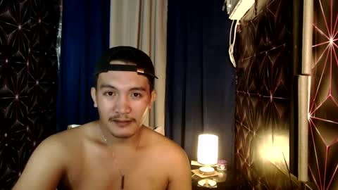 Snapshot of hunkylloyd chatting on December 2024 08:14:02 AM hunkylloyd online show from December 2024 08:14:02 AM