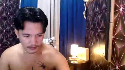 Snapshot of hunkylloyd chatting on December 2024 02:45:02 AM hunkylloyd online show from December 2024 02:45:02 AM
